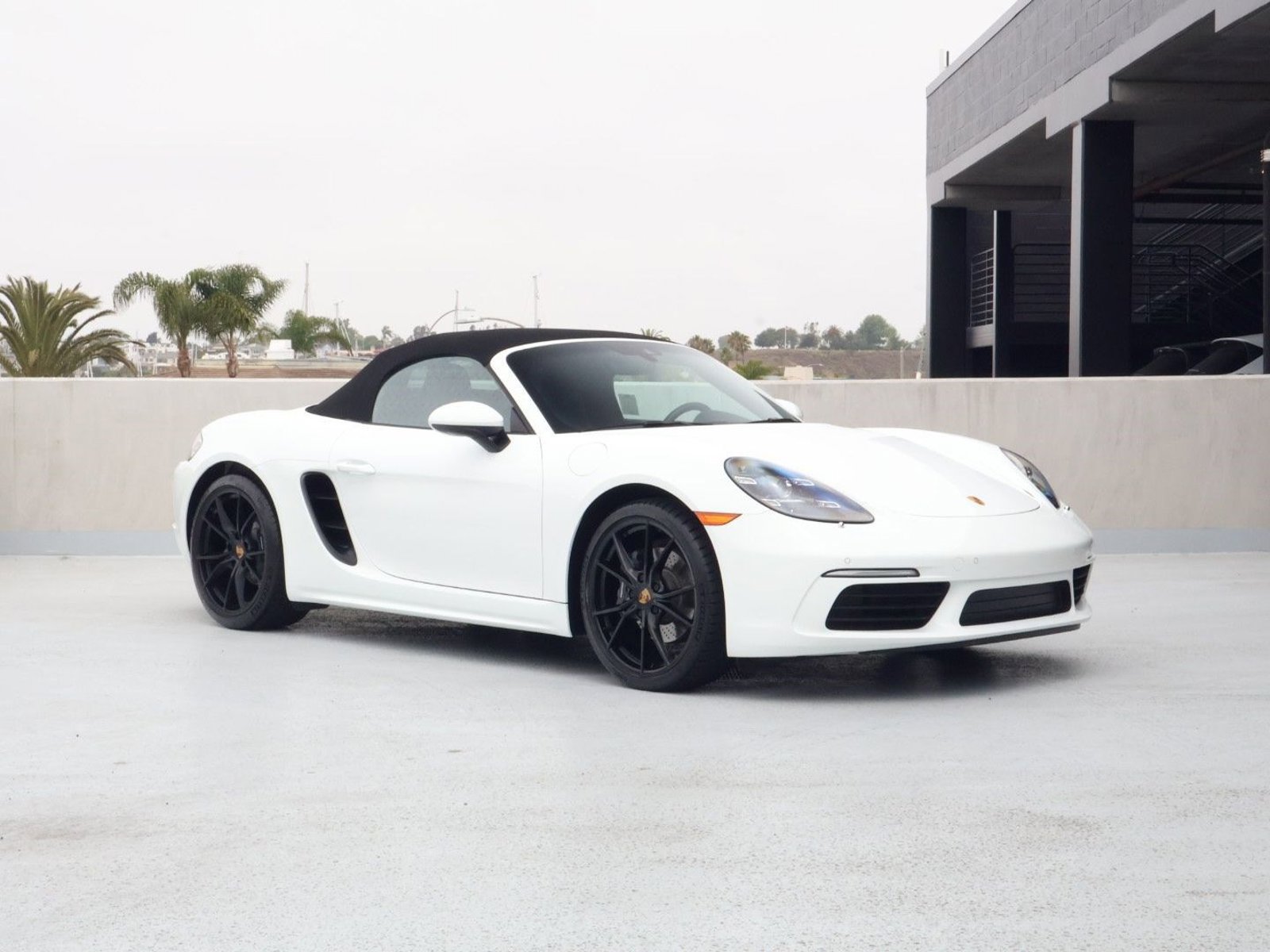 Certified 2022 Porsche 718 Boxster RWD image 8