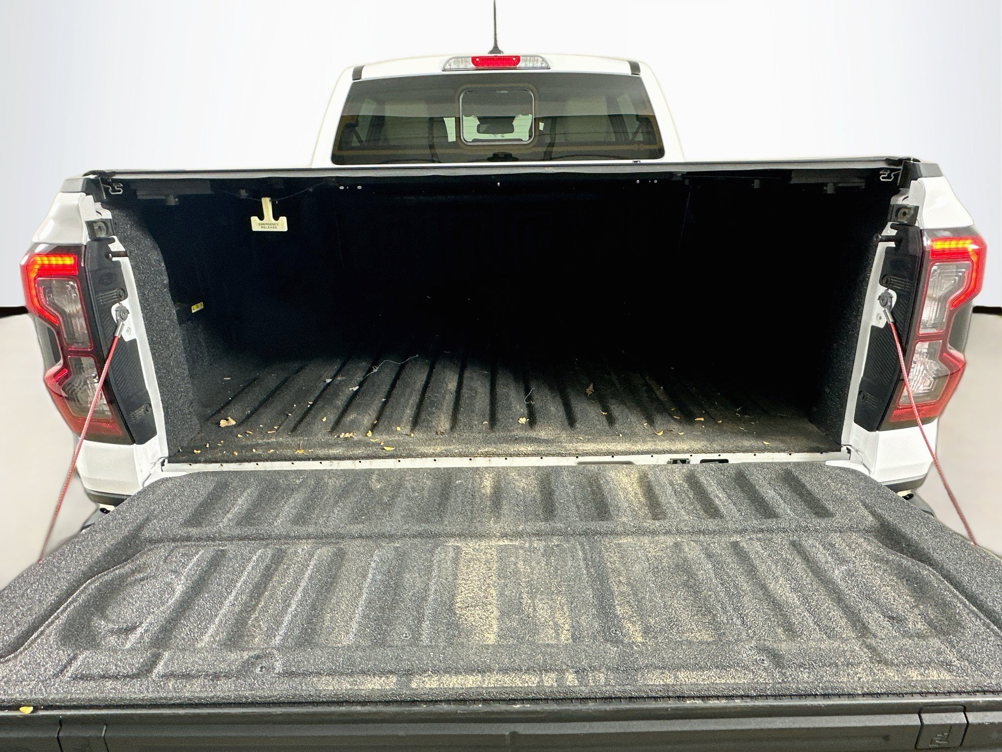 Used 2025 Ford Ranger Lariat w/ FX4 Off-Road Package AWD/4WD image 38