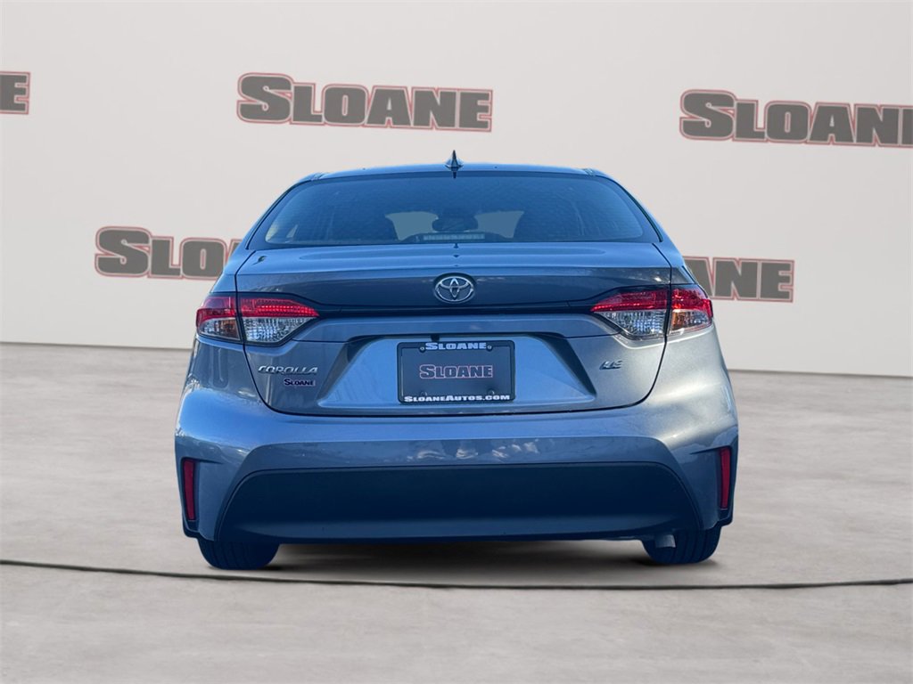 Used 2025 Toyota Corolla LE image 4
