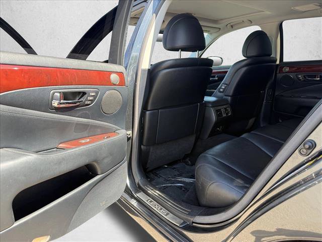 Used 2008 Lexus LS 460 RWD image 21