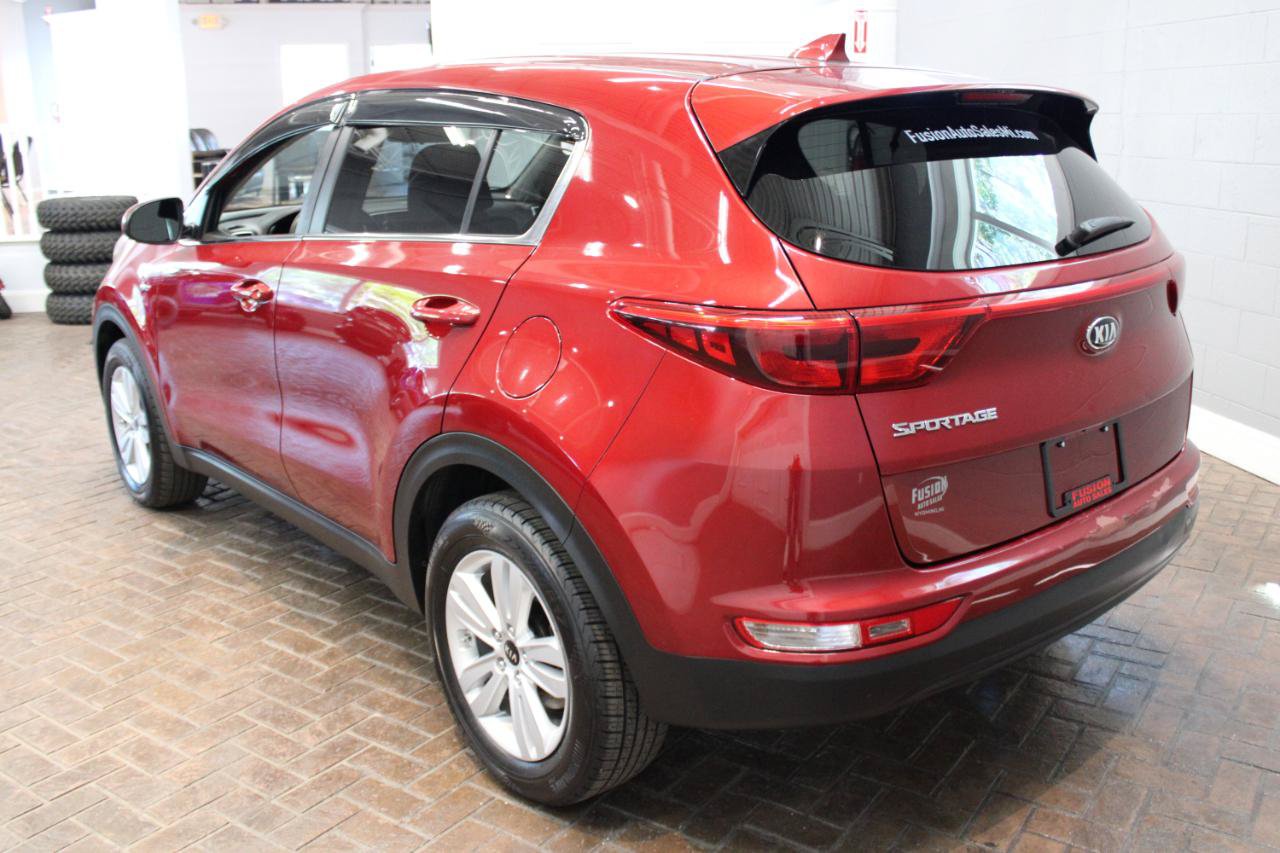 Used 2018 Kia Sportage LX AWD/4WD image 5