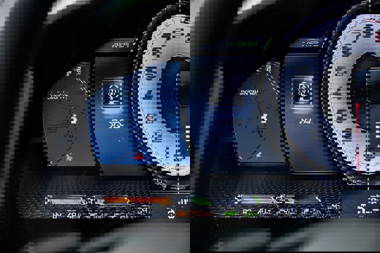 Used 2022 Ferrari SF90 Stradale AWD/4WD image 39