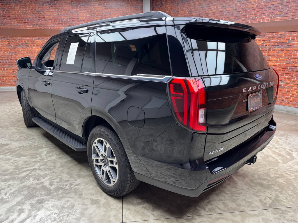 Certified 2025 Ford Expedition Active AWD/4WD video 2