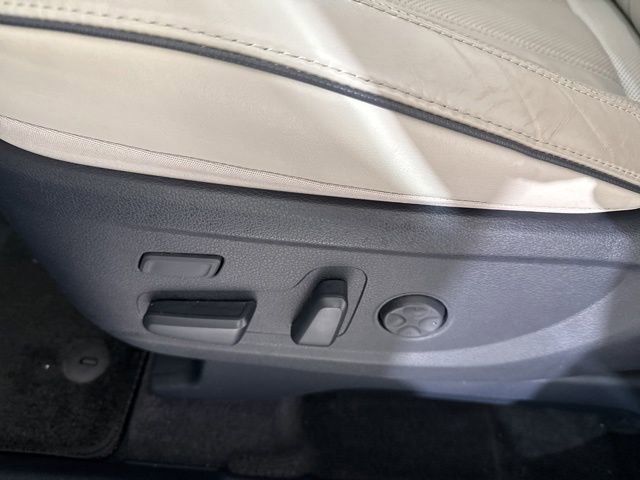 Used 2022 Hyundai Palisade Calligraphy image 21