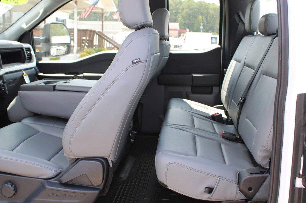 Used 2025 Ford F250 XLT image 15