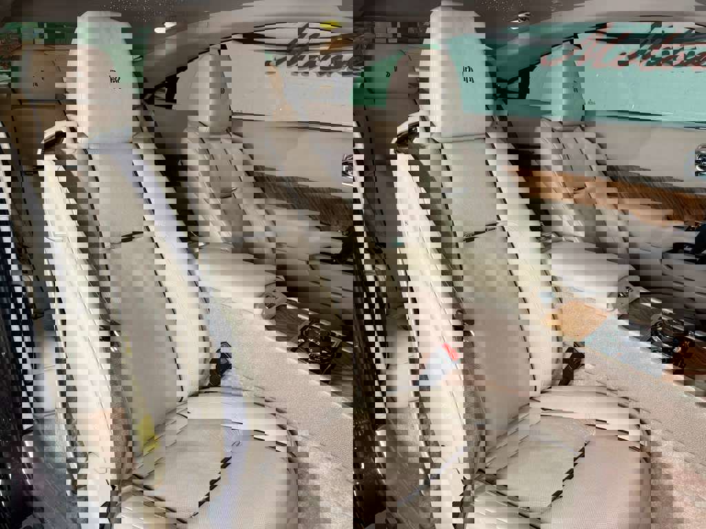 Used 2014 Rolls-Royce Wraith image 13