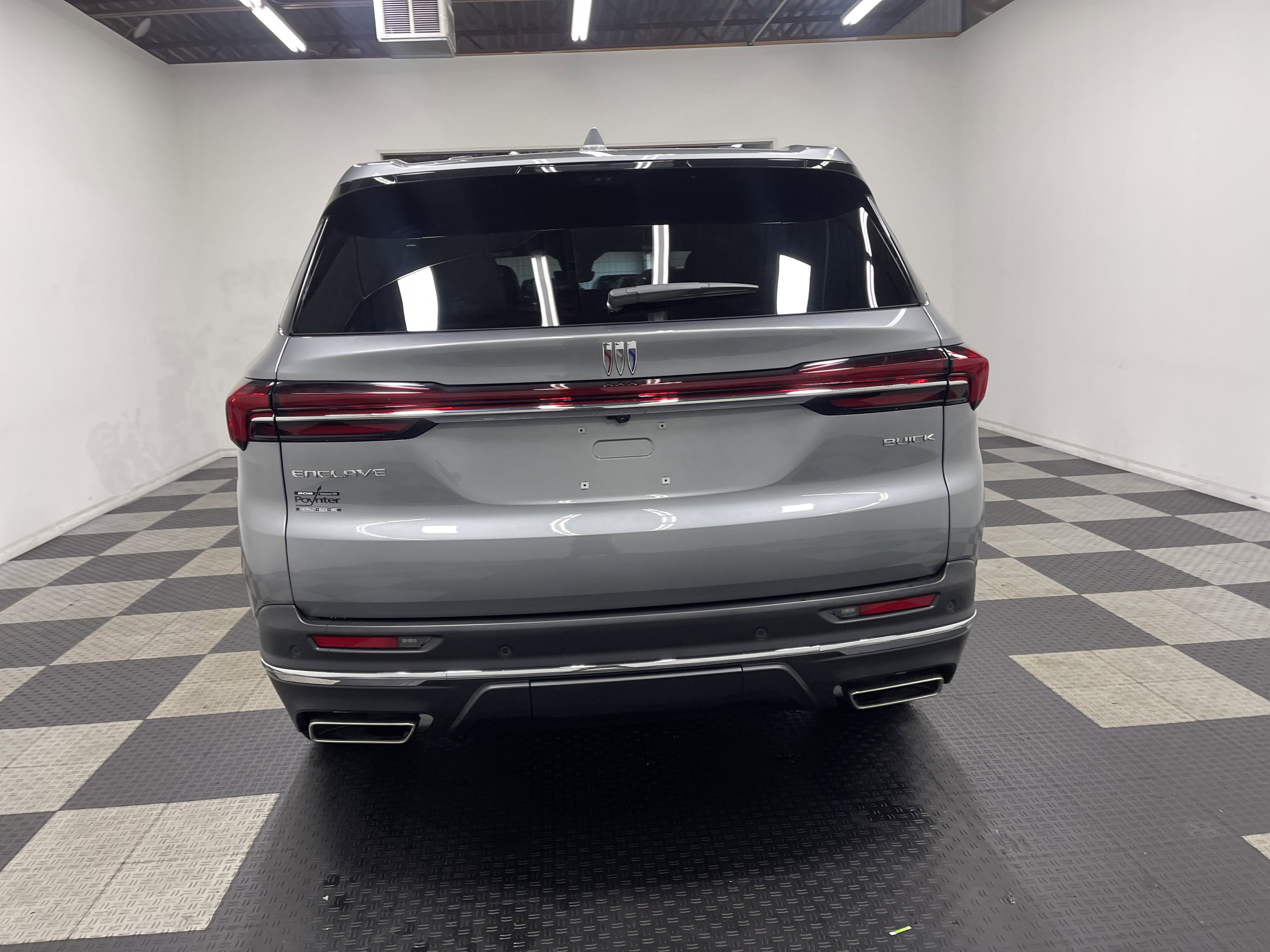 Used 2026 Buick Enclave Preferred w/ Super Cruise Package image 3