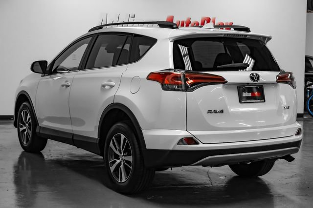 Used 2018 Toyota RAV4 XLE w/ Plus Extra Value Package image 12