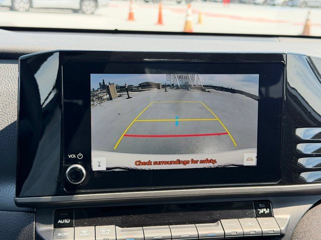 Used 2025 Toyota Camry LE FWD image 15