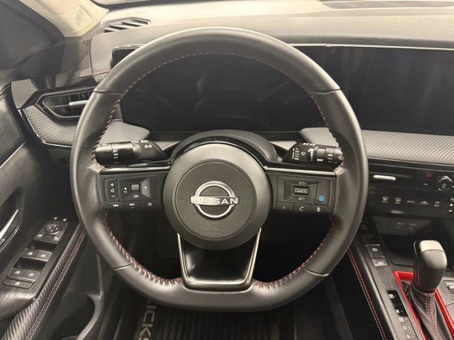 Used 2025 Nissan Kicks SR image 16