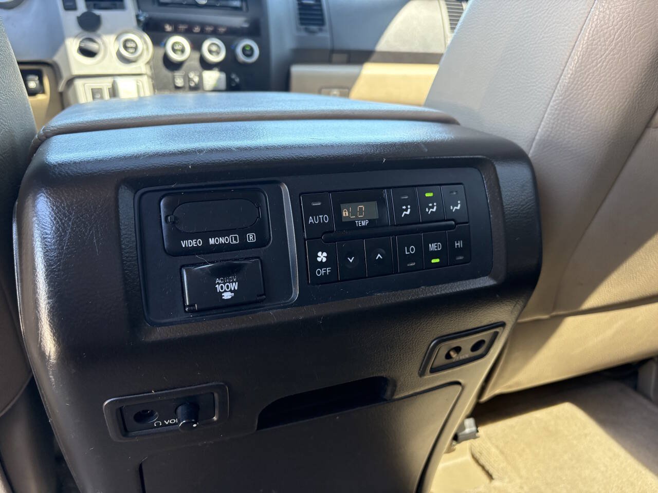 Used 2008 Toyota Sequoia Limited AWD/4WD image 19