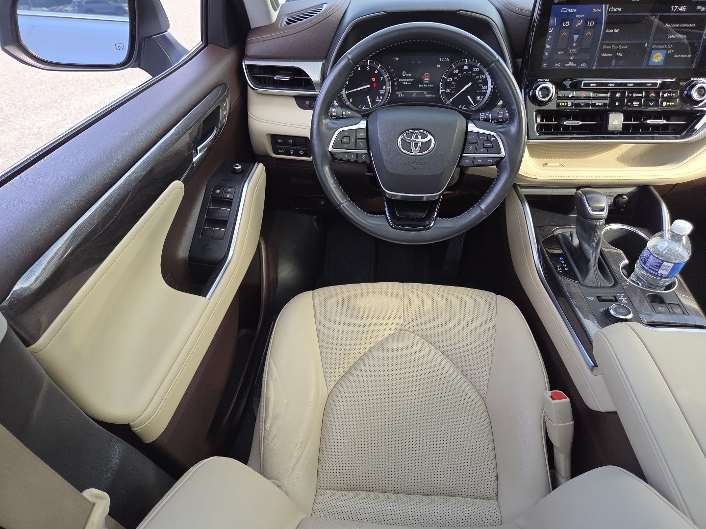 Used 2021 Toyota Highlander Platinum AWD/4WD image 29