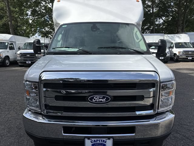 New 2027 Ford E-350 and Econoline 350 Super Duty w/ Power Equipment Group RWD image 10
