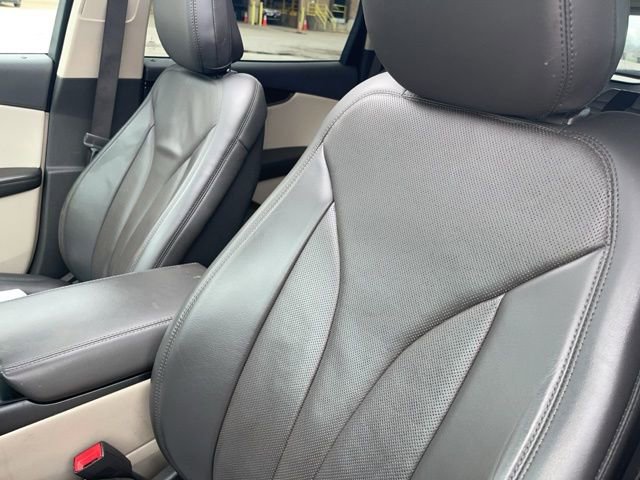 Used 2020 Lincoln Nautilus Reserve image 11