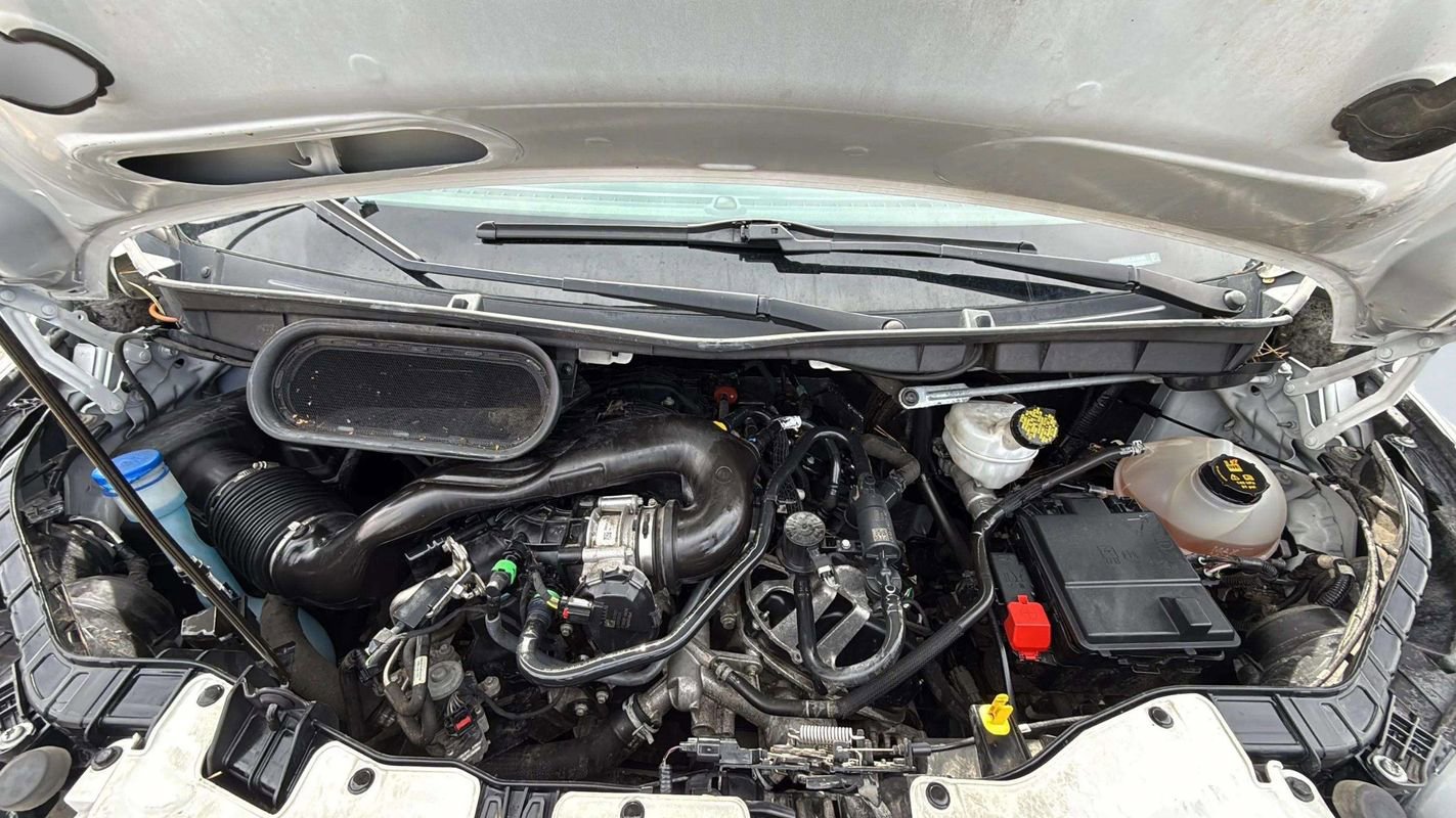 Used 2020 Ford Transit 150 Low Roof AWD image 20