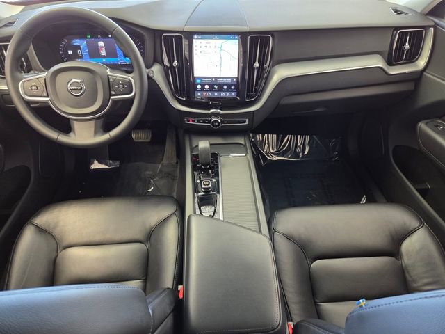 Certified 2023 Volvo XC60 B5 Core w/ Climate Package image 18
