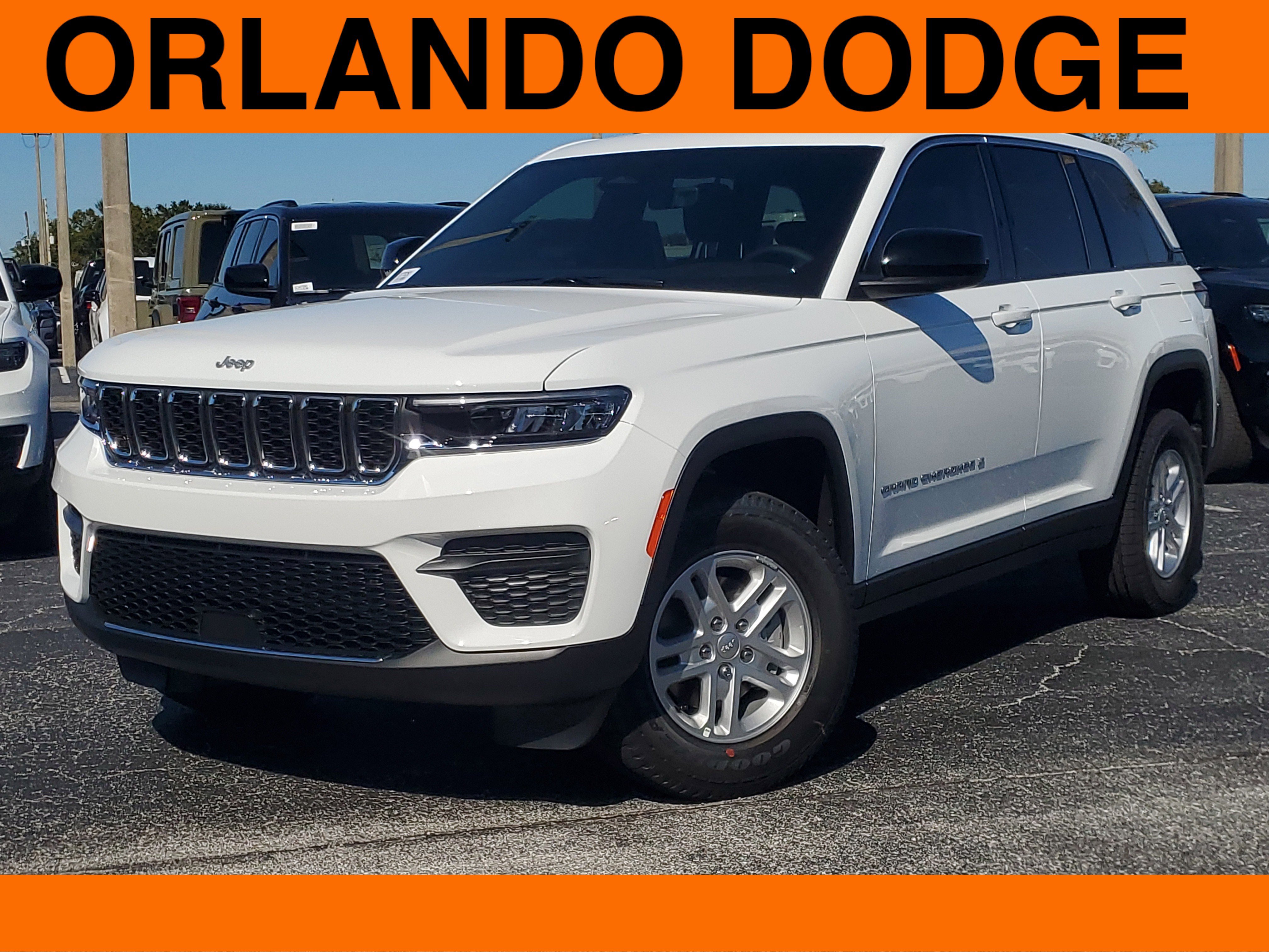 New 2025 Jeep Grand Cherokee Laredo w/ Luxury Tech Group I