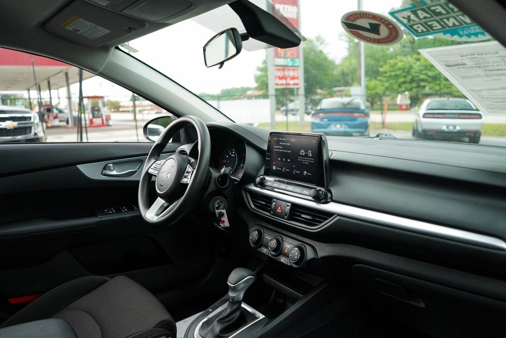 Used 2024 Kia Forte LX FWD image 13