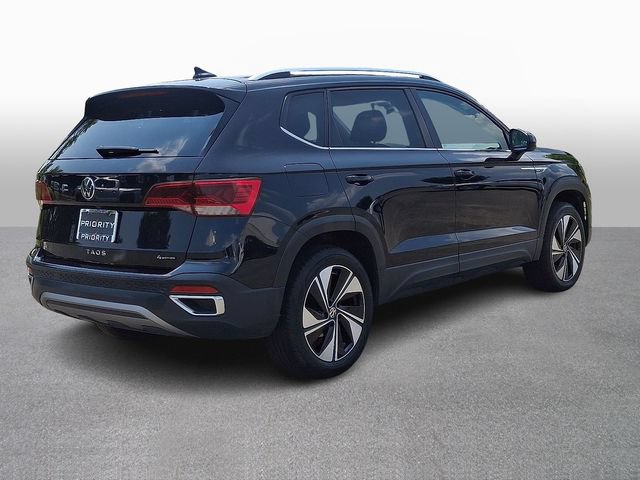 Used 2024 Volkswagen Taos SE AWD/4WD image 4