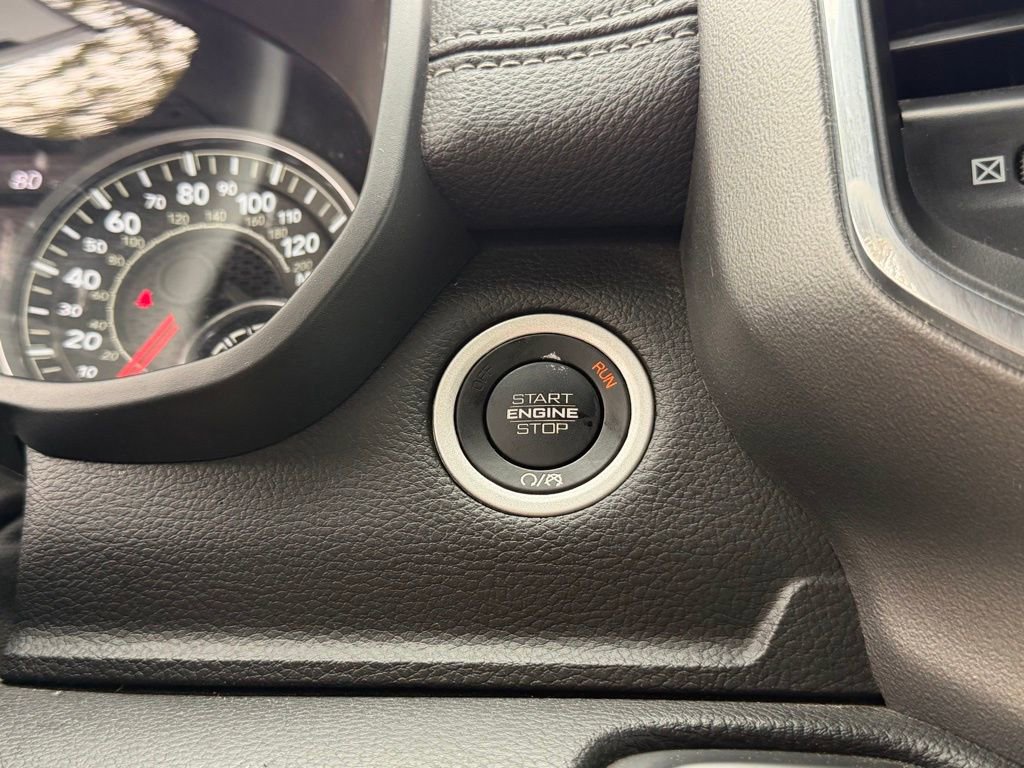 Certified 2025 RAM 1500 Laramie AWD/4WD image 25