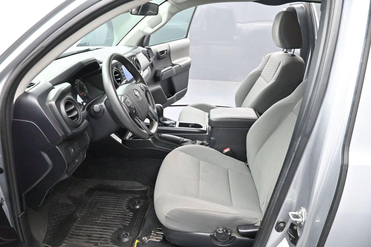 Used 2021 Toyota Tacoma SR w/ SX Package RWD image 11