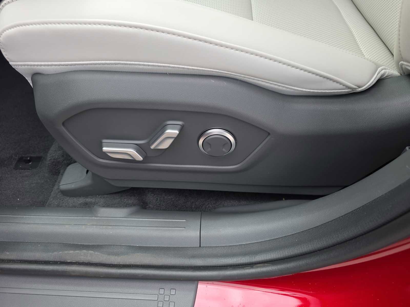 New 2026 Hyundai Santa Fe SEL FWD image 10