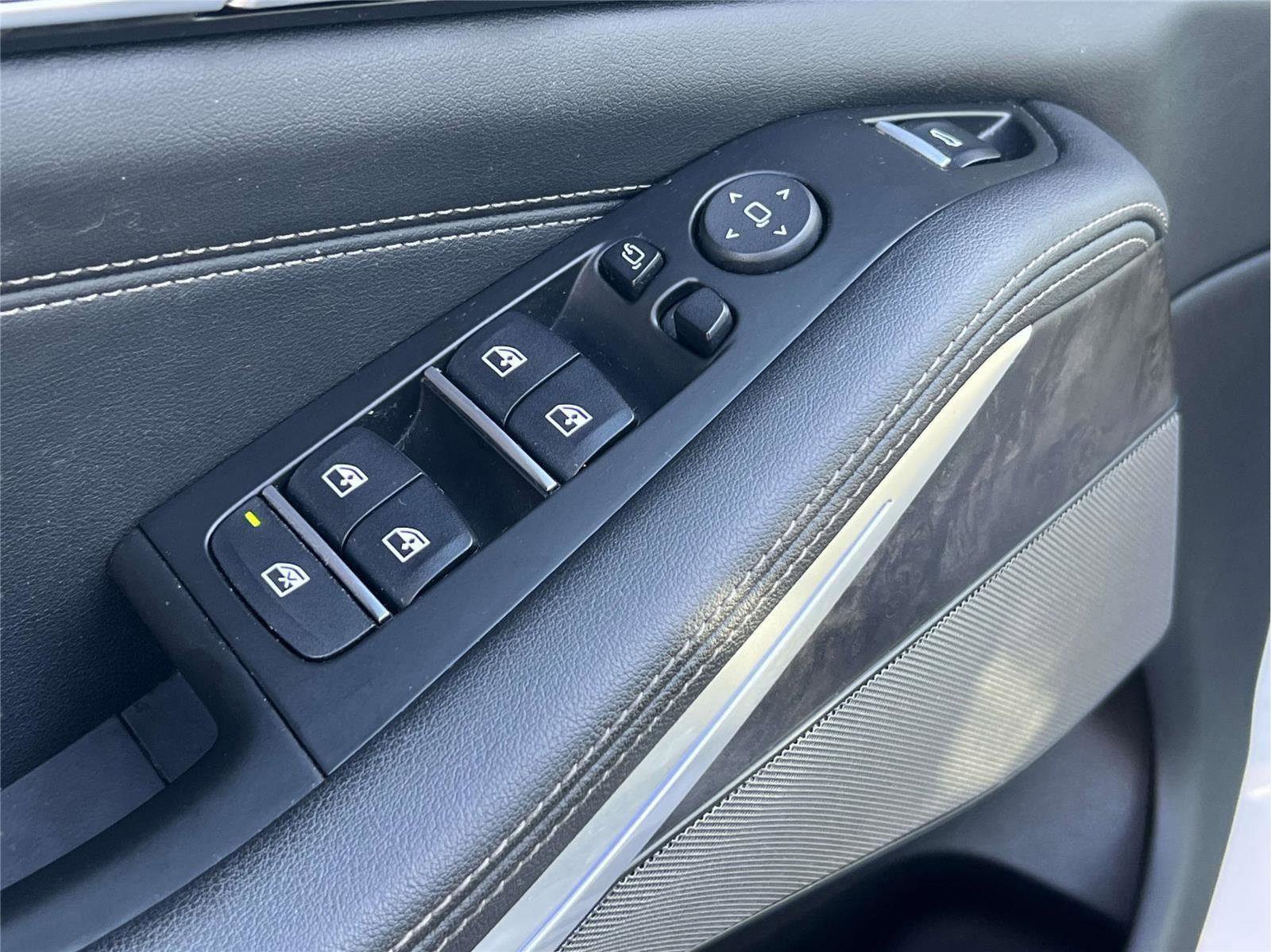 Used 2024 BMW X5 xDrive40i image 12