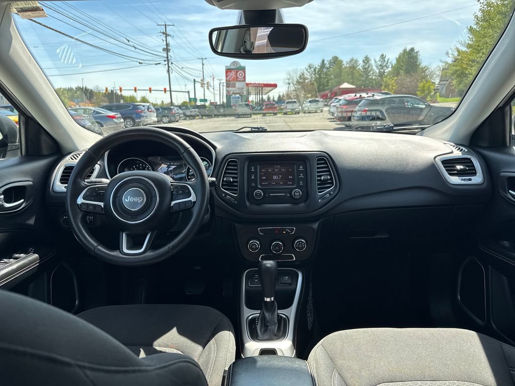 Used 2018 Jeep Compass Sport image 13