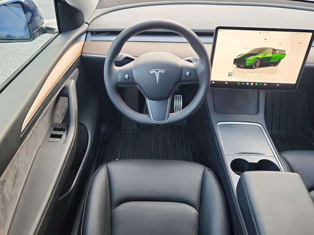Used 2023 Tesla Model Y Performance image 11