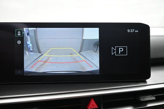 Used 2024 Kia Sorento LX FWD image 16