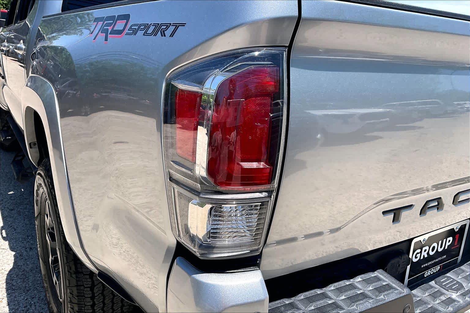 Used 2022 Toyota Tacoma TRD Sport w/ TRD Premium Sport Package RWD image 29