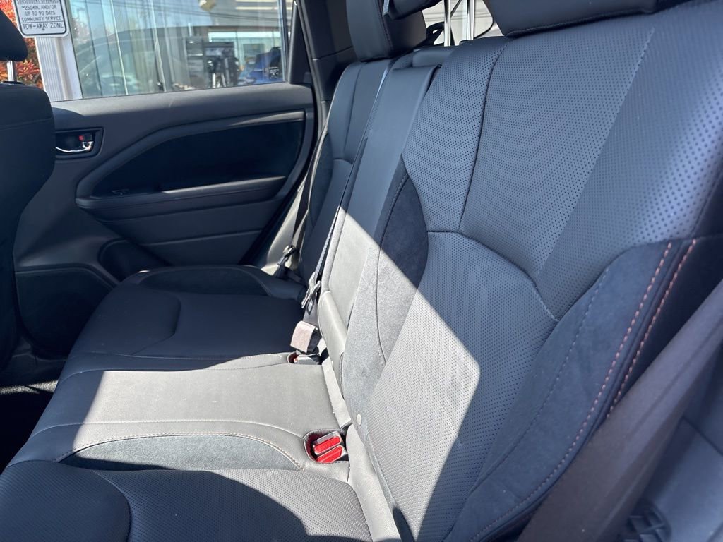 Certified 2025 Subaru Forester Touring AWD/4WD image 13