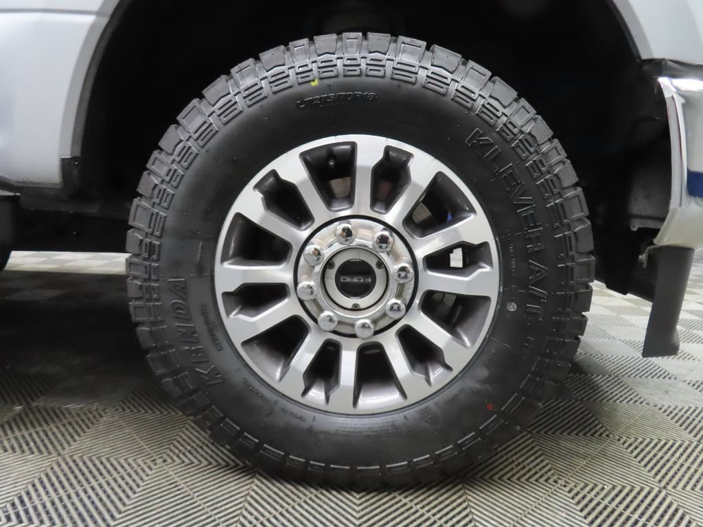 Used 2021 Ford F250 Lariat w/ Lariat Value Package AWD/4WD image 7