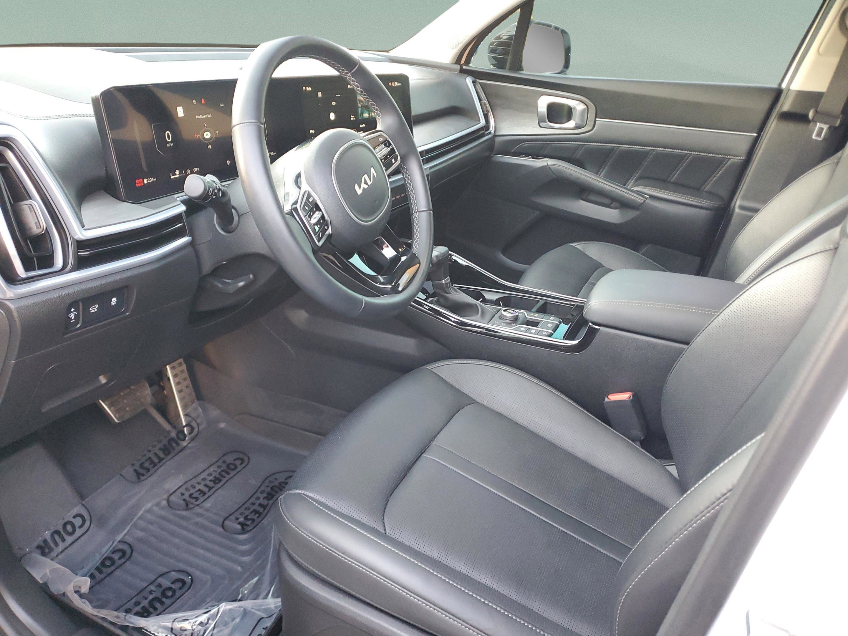 Certified 2025 Kia Sorento SX AWD/4WD image 15