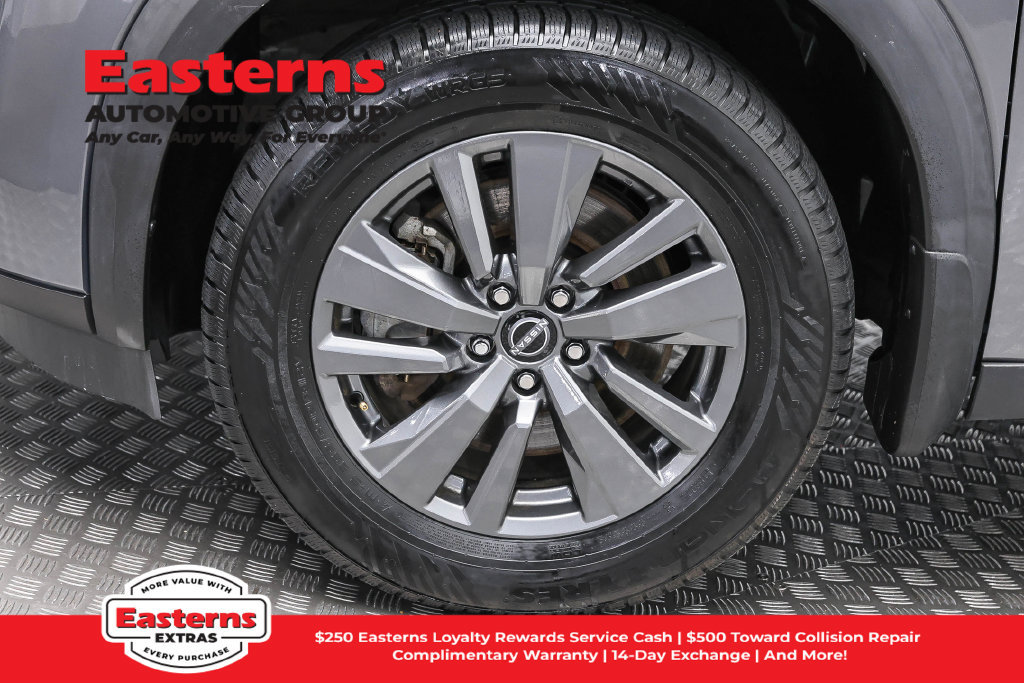 Used 2024 Nissan Pathfinder S AWD/4WD image 34