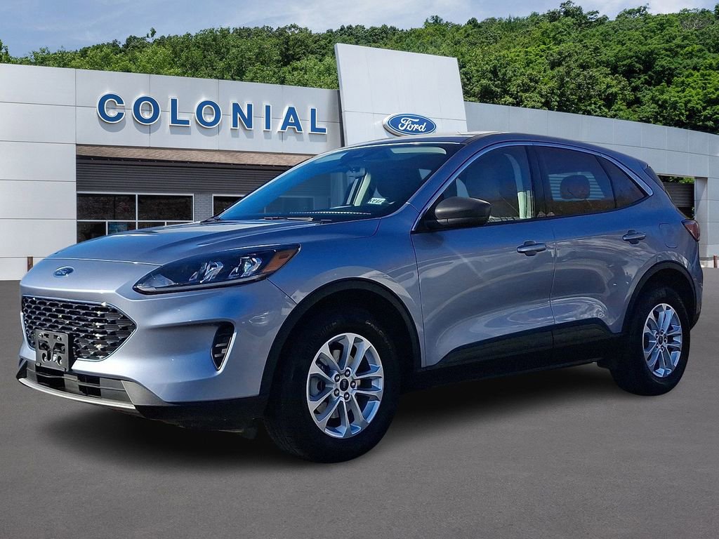 Used 2022 Ford Escape SE w/ Convenience Package image 3