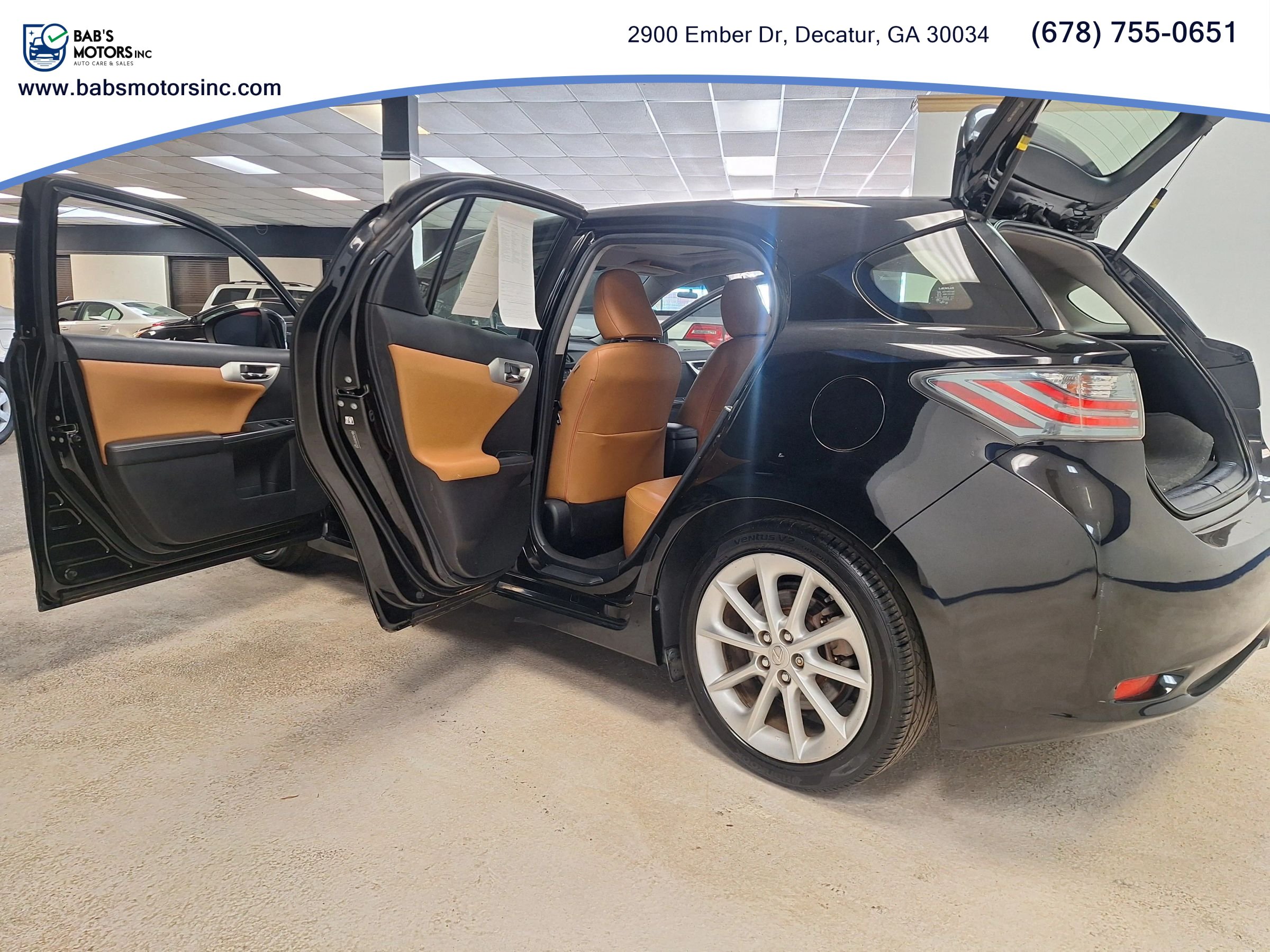 Used 2013 Lexus CT 200h w/ Premium Pkg w/Navigation FWD image 34