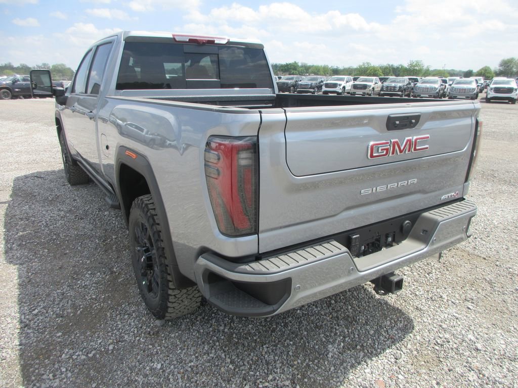 New 2026 GMC Sierra 3500 AT4 w/ AT4 Premium Plus Package AWD/4WD image 9