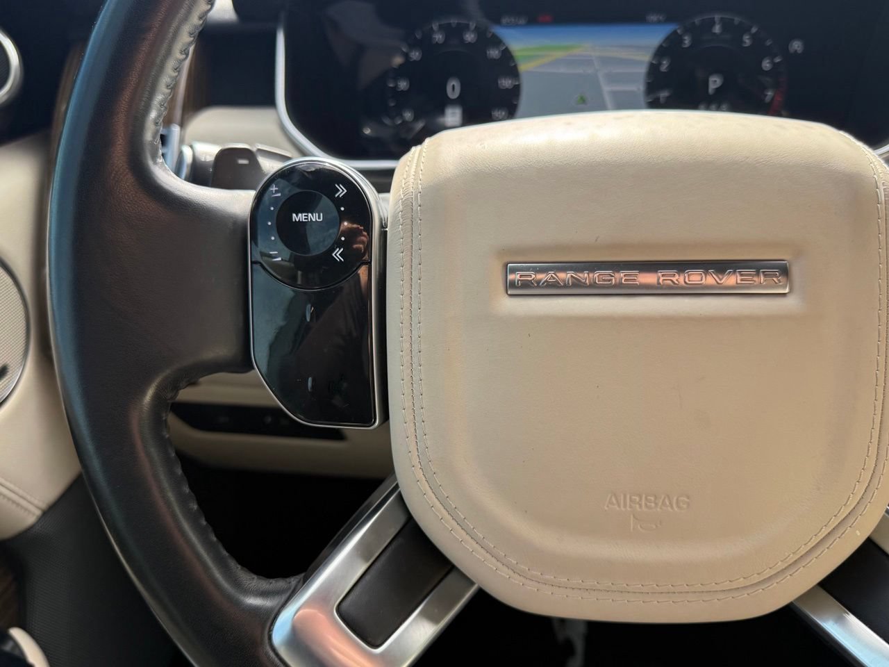 Used 2019 Land Rover Range Rover HSE AWD/4WD image 18
