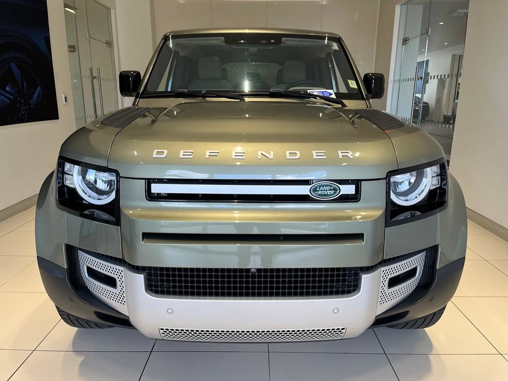 Certified 2020 Land Rover Defender 110 S AWD/4WD image 10
