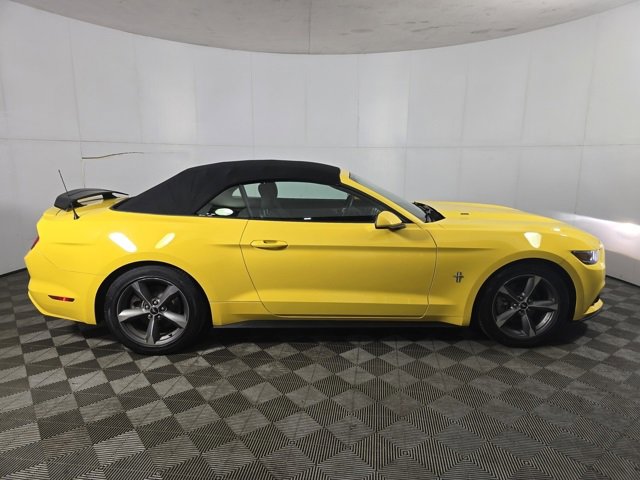 Used 2016 Ford Mustang Convertible w/ Equipment Group 051A image 4