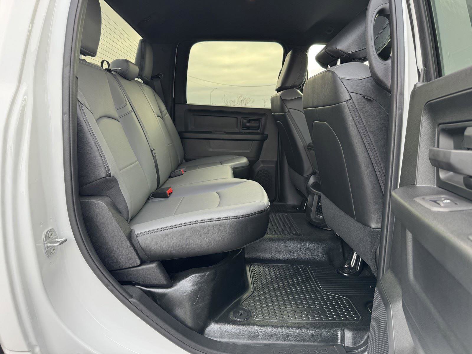 New 2026 RAM 2500 Tradesman w/ Chrome Appearance Group image 33