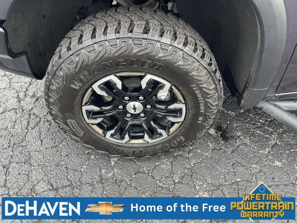 Used 2024 Chevrolet Silverado 1500 ZR2 w/ Technology Package AWD/4WD image 10