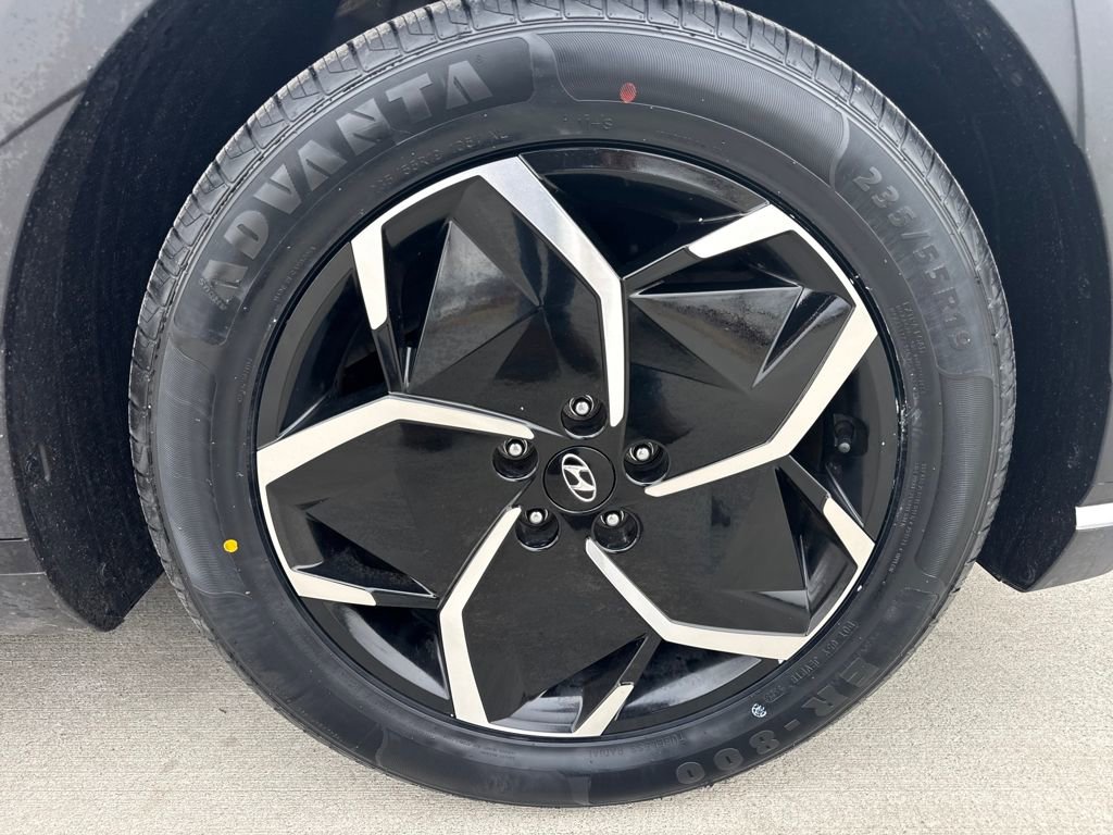 Used 2023 Hyundai Ioniq 5 SEL image 11