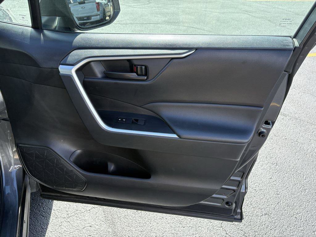 Used 2024 Toyota RAV4 LE image 16