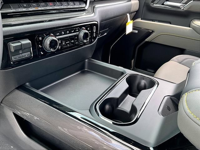 New 2026 Chevrolet Silverado 2500 ZR2 w/ LPO, Dark Essentials Package AWD/4WD image 13