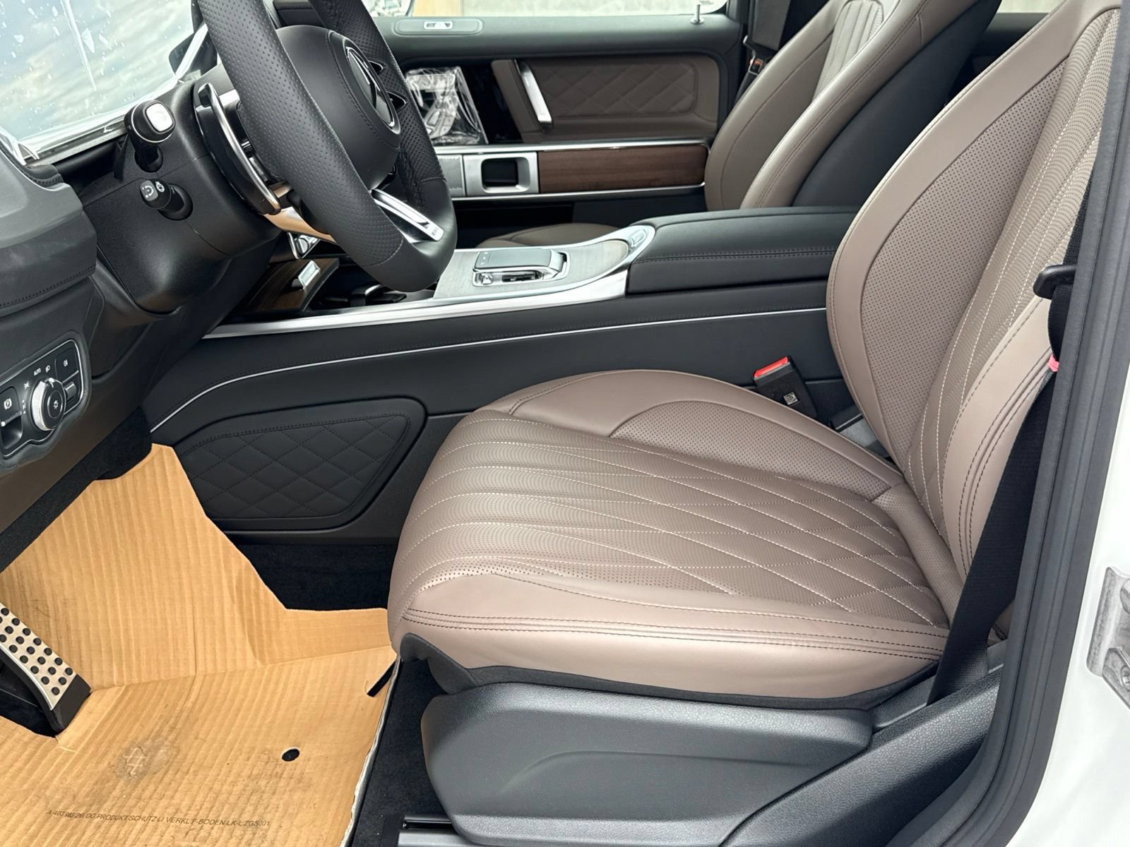 New 2026 Mercedes-Benz G 63 AMG 4MATIC image 17