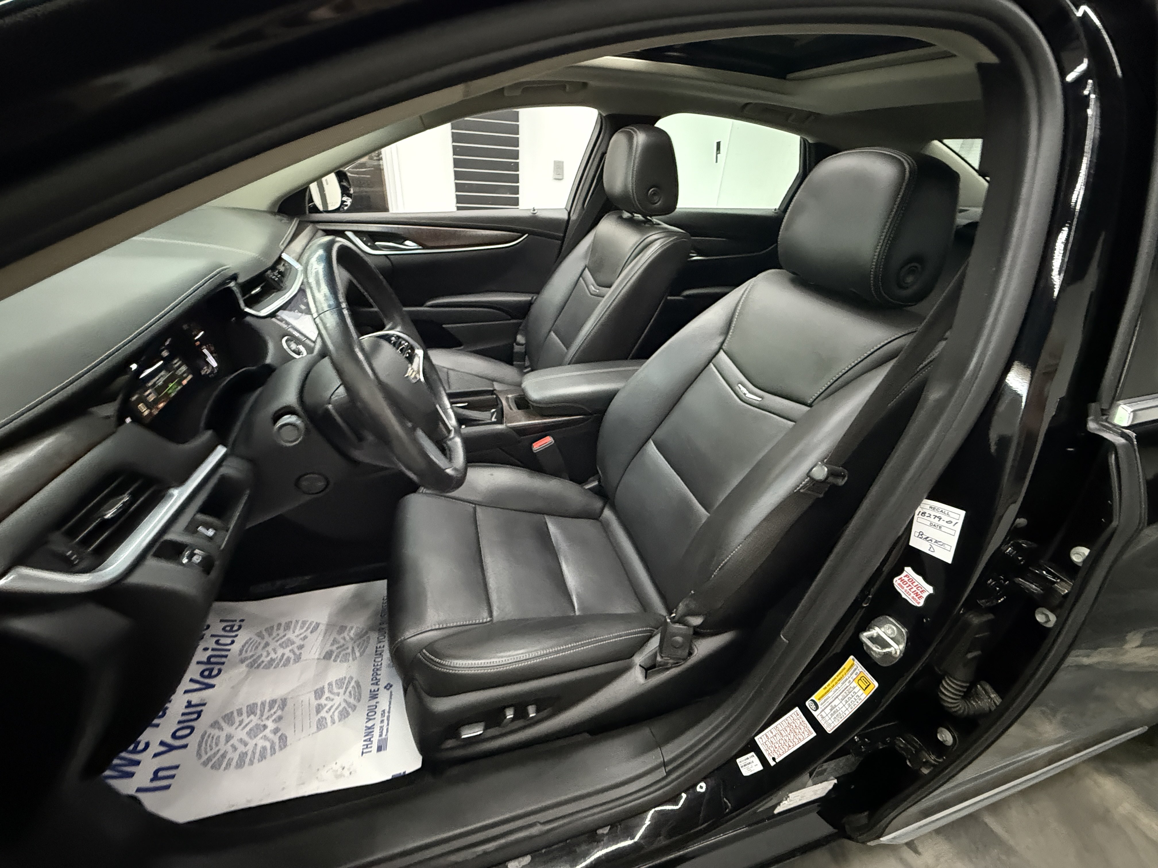 Used 2018 Cadillac XTS Luxury AWD/4WD image 11