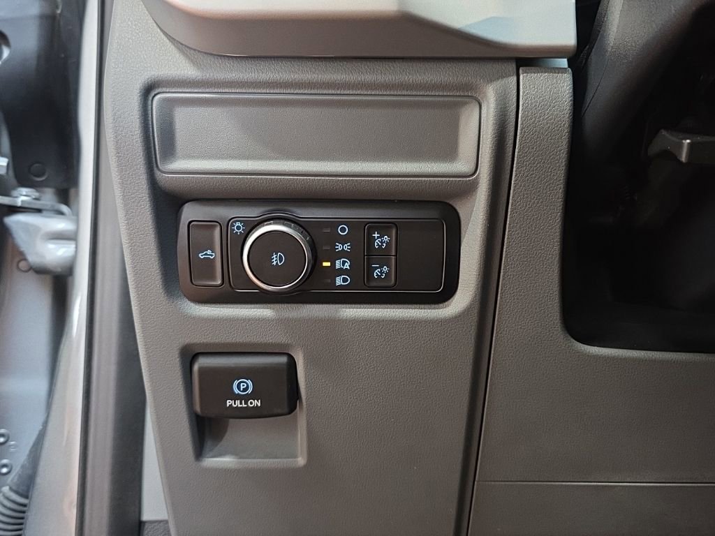 Used 2022 Ford F150 XLT w/ Trailer Tow Package image 41