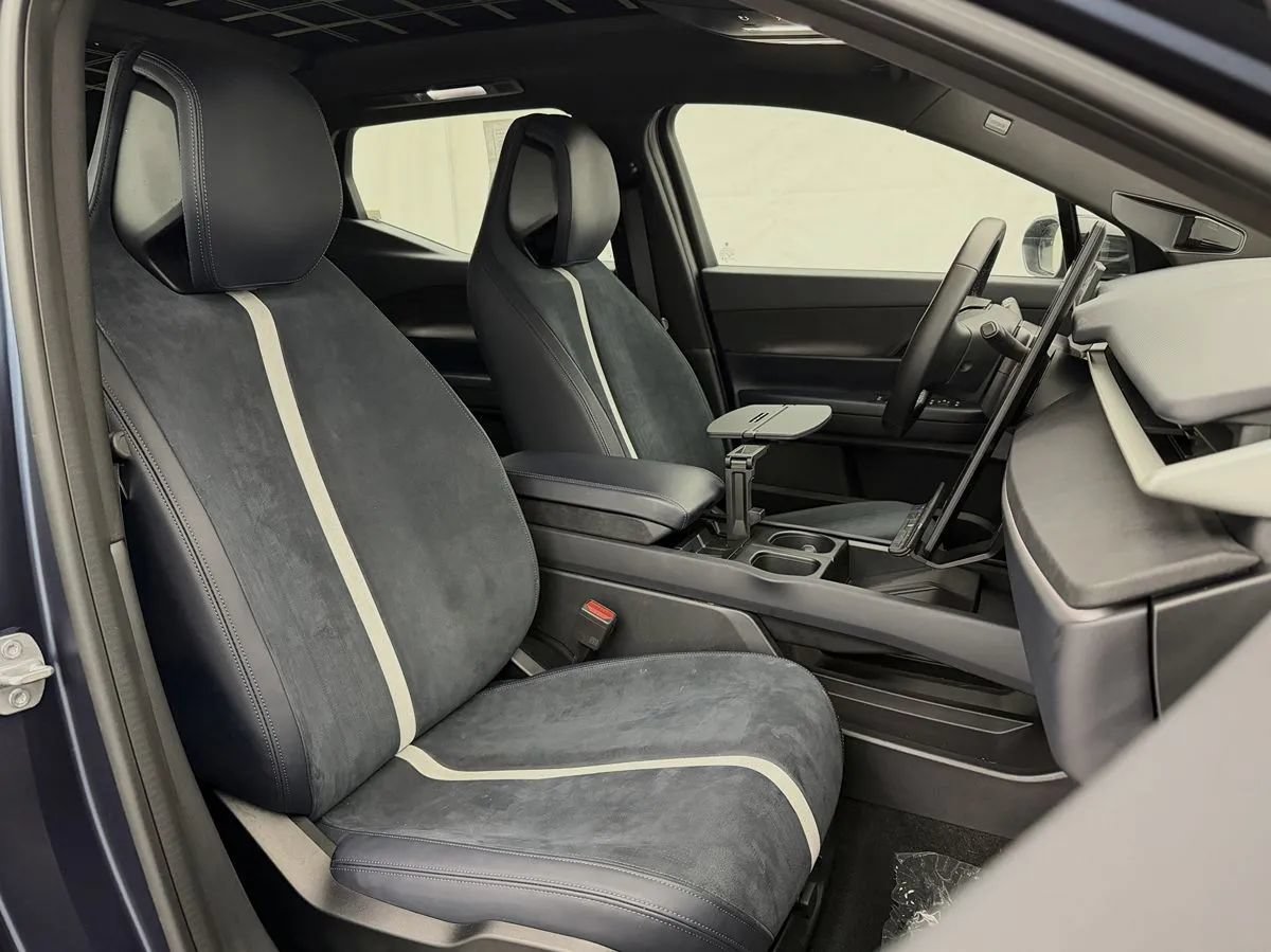Used 2023 Fisker Ocean One AWD/4WD image 34